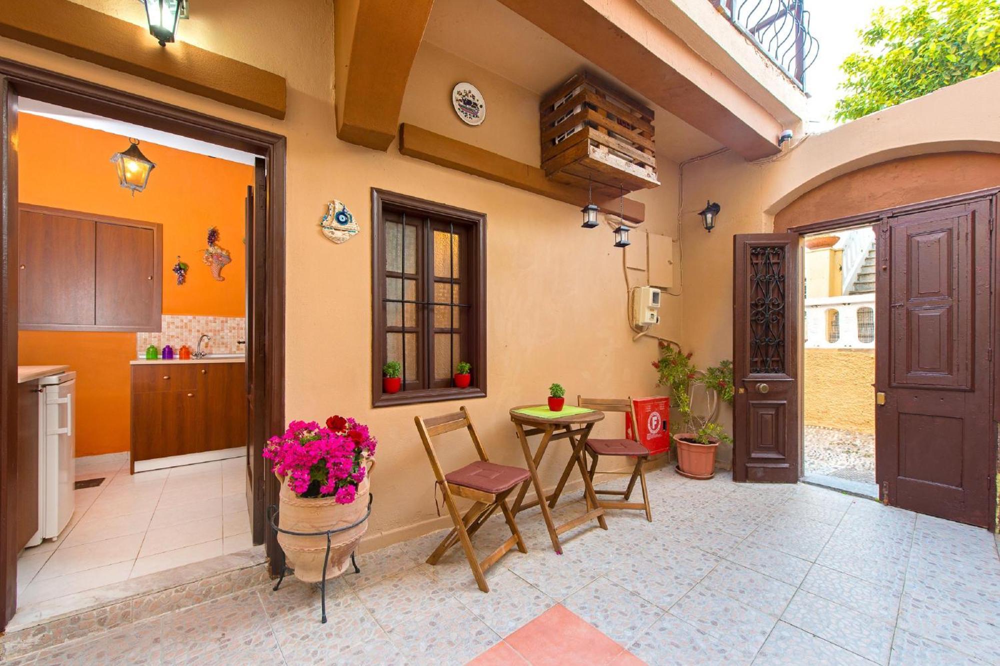 Muses-Old Town Apartment Rhodes City Екстериор снимка