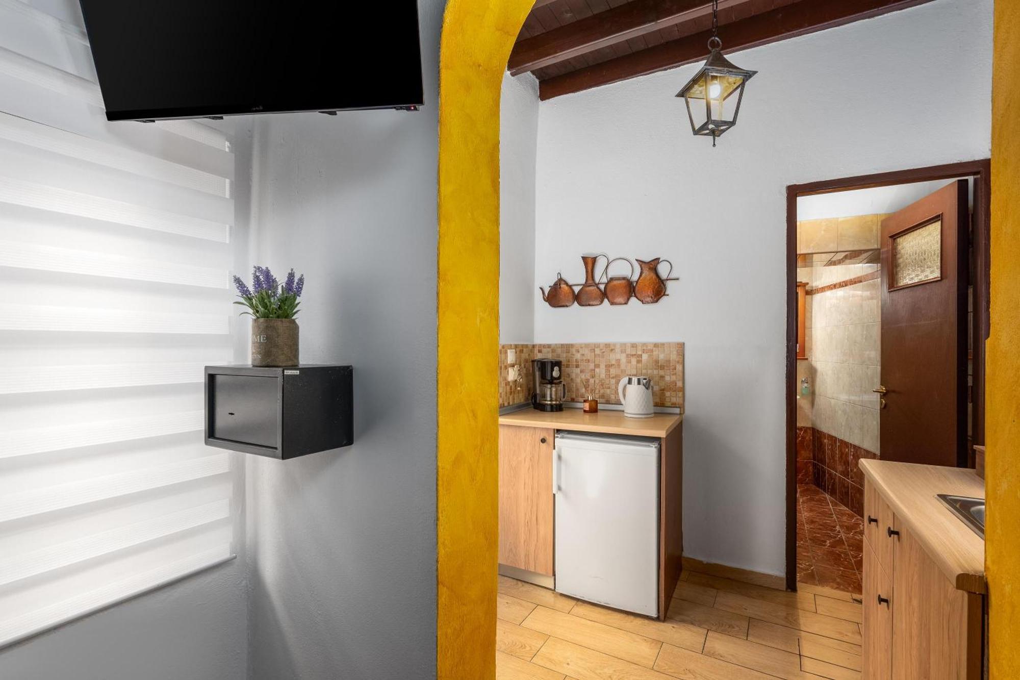 Muses-Old Town Apartment Rhodes City Екстериор снимка