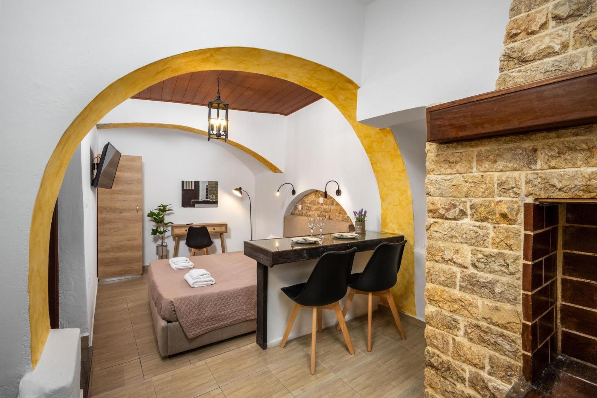 Muses-Old Town Apartment Rhodes City Екстериор снимка